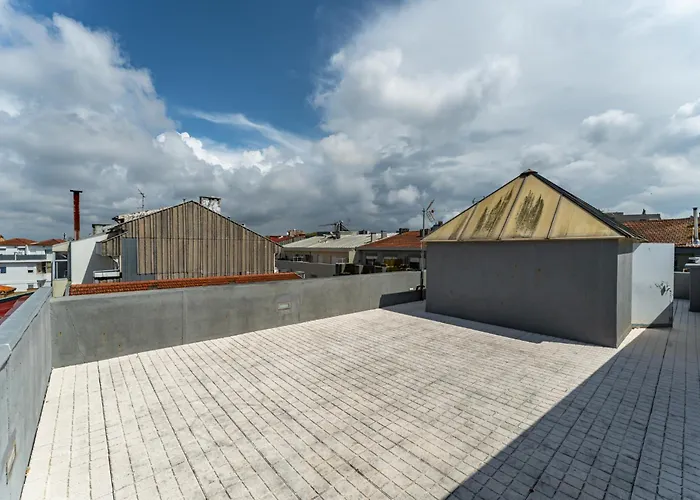 Close To Everything Your Gray Prm 2t *