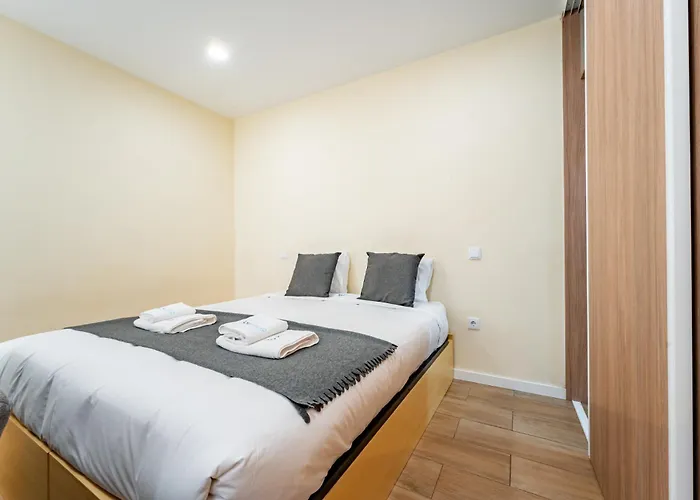 Apartment Close To Everything Your Gray Prm 2t